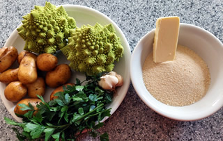 Zutaten Romanesco mit Petersilienkartoffel und Brösel